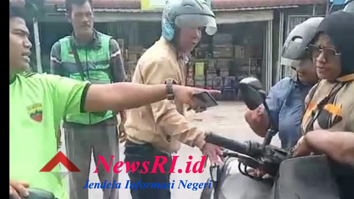 Gawat, Sepeda Motor NMAX Dirampas Paksa Dihadapan Polisi
