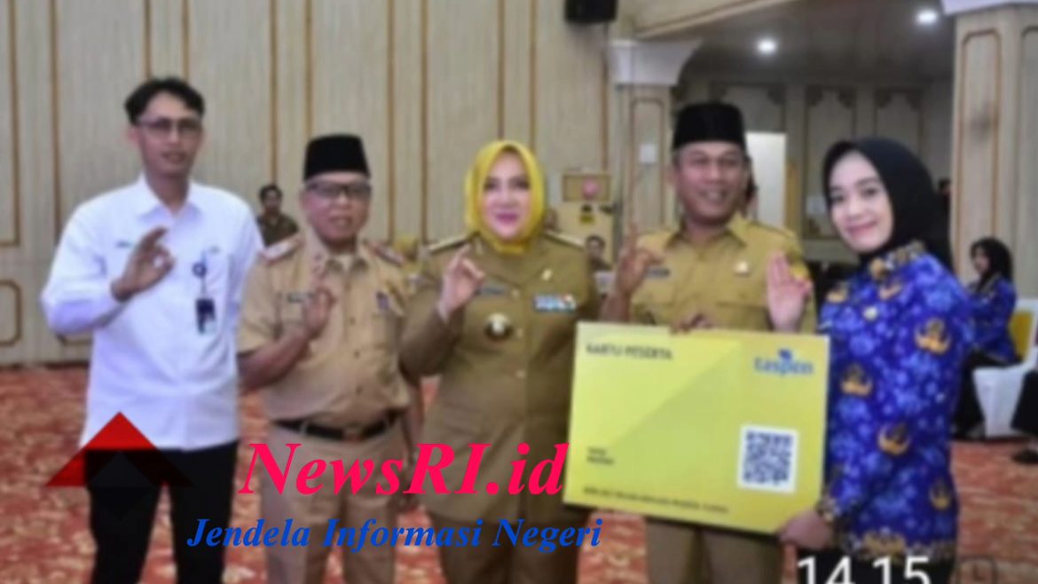 Bupati Musi Rawas Serahkan SK Pengangkatan CPNS dari lulusan Politeknik Transportasi Darat