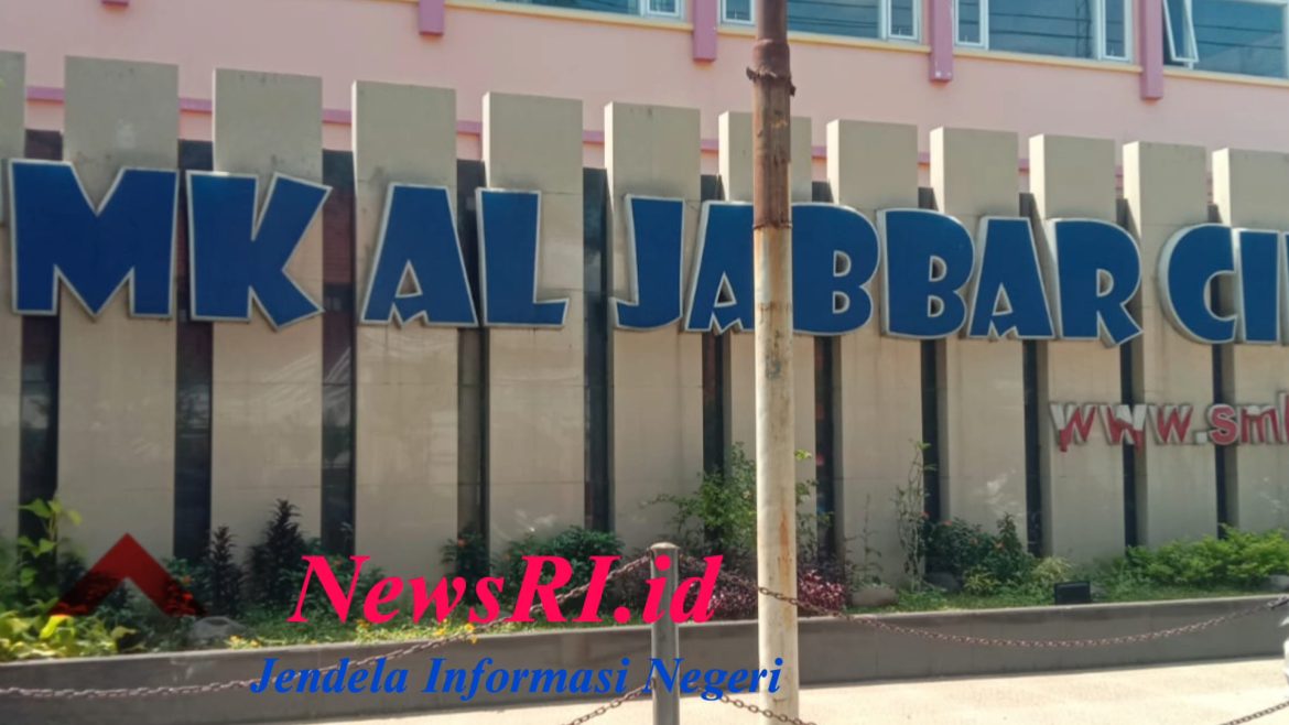 Heboh ! SMK Al Jabar Ciledug Diduga Tilap Dana PIP Puluhan Siswa/i. Ketua LMP dan PWRI Datangi Sekolah, Ini Masalahnya