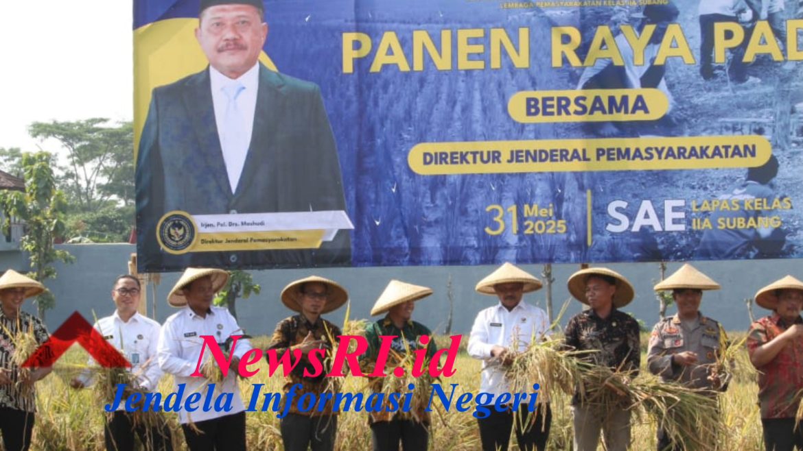 Plt. Kalapas Narkotika Cirebon Pimpin Kegiatan Panen Raya dan Bakti Sosial di Lapas Subang