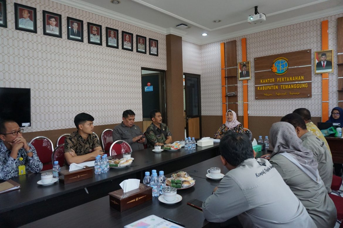 Rapat Koordinasi Tindak Lanjut Permohonan Hak Pakai oleh Pemerintah Desa Candiroto