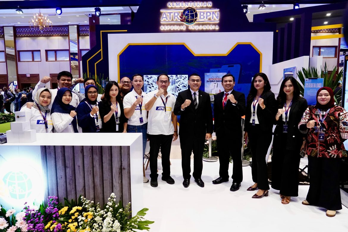 Wamen Ossy Tinjau _Booth_ Kementerian ATR/BPN di ICI 2025, Perkenalkan Peran Strategis dalam Infrastruktur