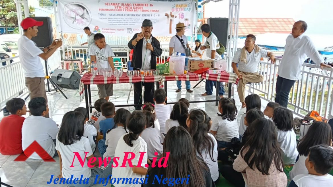 Magic Show Mr. One Thousand Meriahkan Ulang Tahun STM Cinta Kasih BP7 Ke-16 di Pantai Grace Tigaras