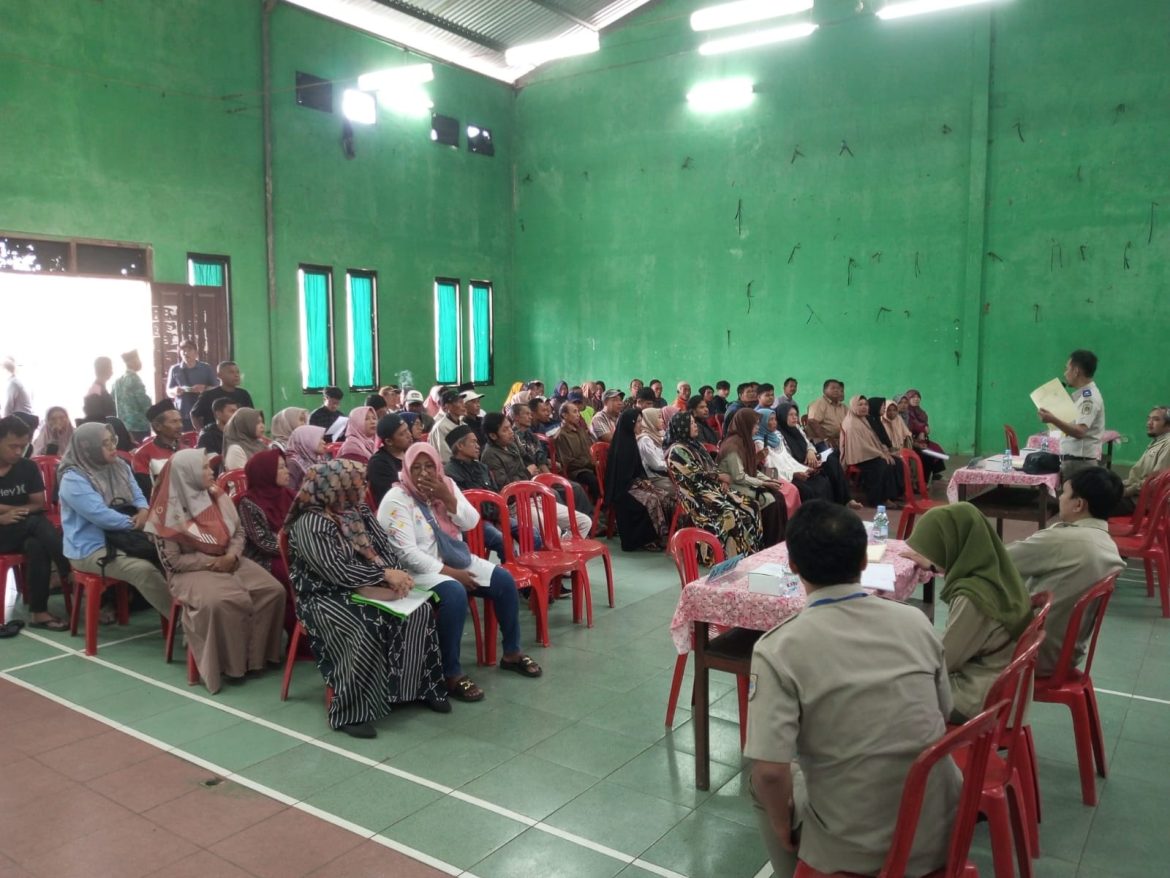 Penyerahan Sertipikat PTSL Tahun 2025 di Desa Mandisari, Kecamatan Parakan
