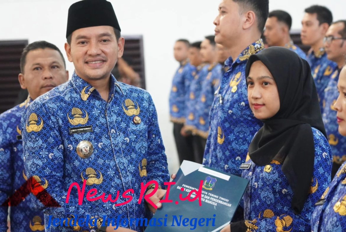 Wali Kota Tebing Tinggi Lantik Ratusan PPPK, Tekankan Disiplin Dan Loyalitas Untuk Pembangunan Kota